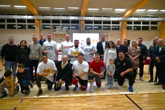 Visszatekint�s az I. M�sz�ros Tibor Eml�kversenyre